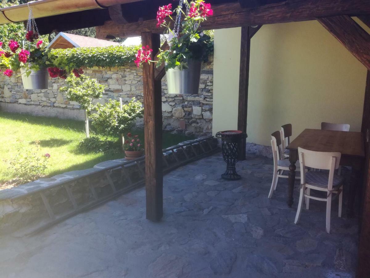 Na Letnim Byte Kouřim Exterior foto